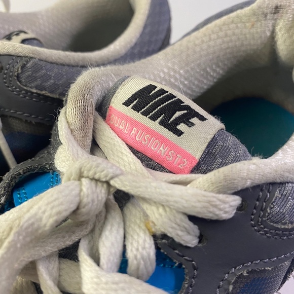 Nike Dual Fusion St 2 Sneaker US Youth 5 Grey/Pink/Blue 456970-012 - Picture 5 of 11